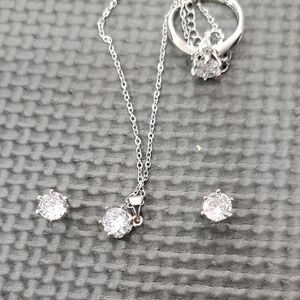 Elegant Silver Jewelry Set